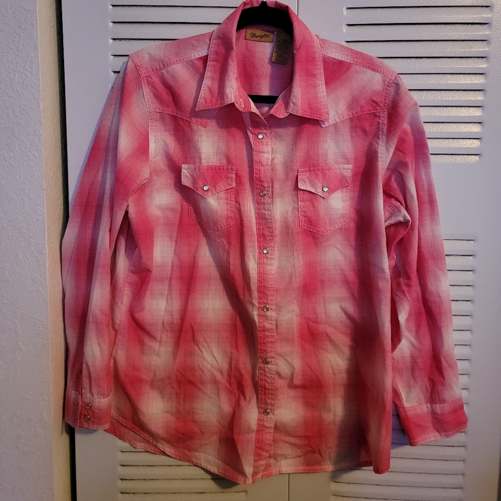 Pink plaid Wrangler snap front top